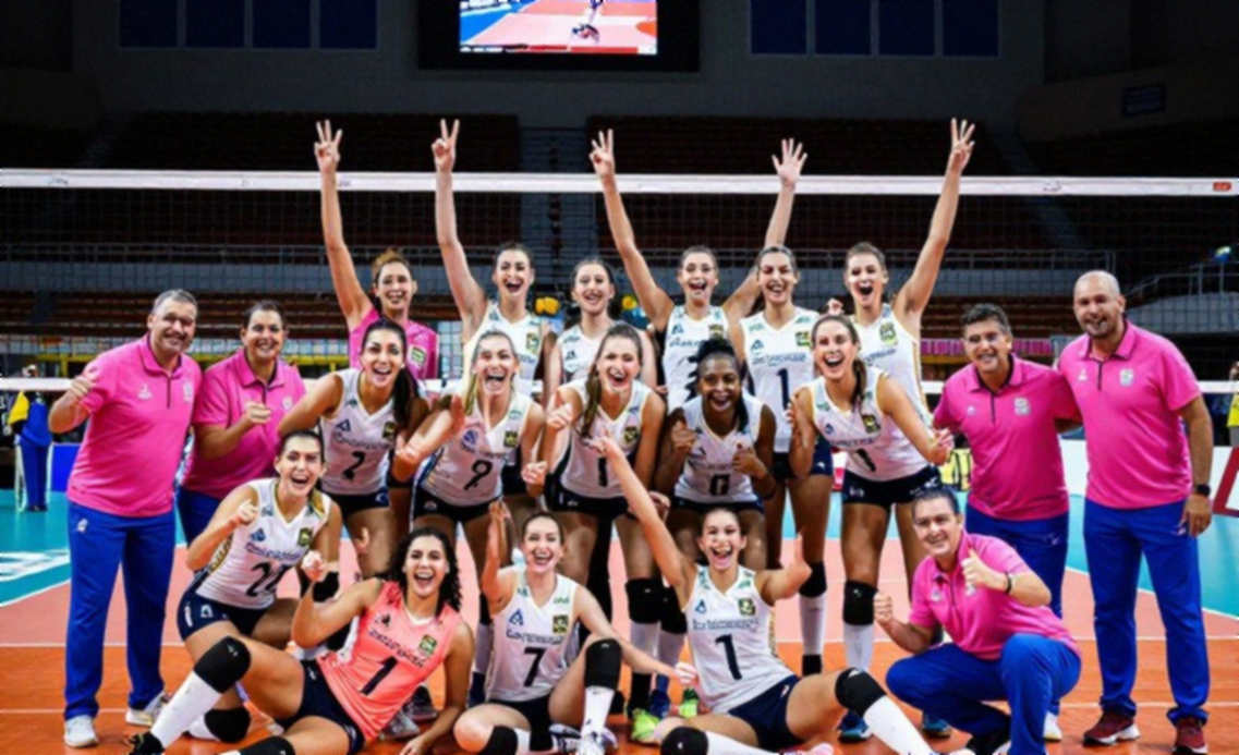 Nebraska thắng Creighton 3-0: Hiệu suất âm, cú nổ 11-3 và kỷ lục 15.405 khán giả