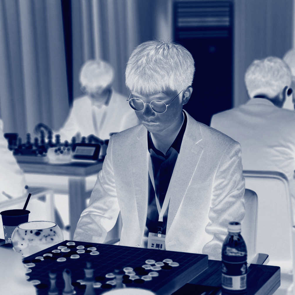 Carlsen hiếm khi khen ngợi Sindarov tại Global Chess League 2026: Tín hiệu của một thế hệ mới Carlsen hiếm khi khen ngợi Sindarov tại Global Chess League 2026: Tín hiệu của một thế hệ mới