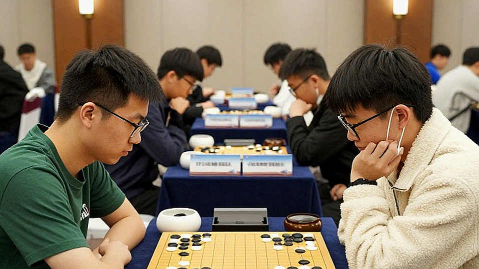 Olympiad cờ vua 2026: Ấn Độ bảo vệ ngai vàng giữa lòng Samarkand và cuộc đối đầu định mệnh Gukesh – Sindarov