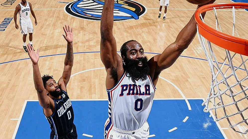 Gilas sẵn sàng với 11 người: Bài toán Brownlee và cái giá của sự chờ đợi
