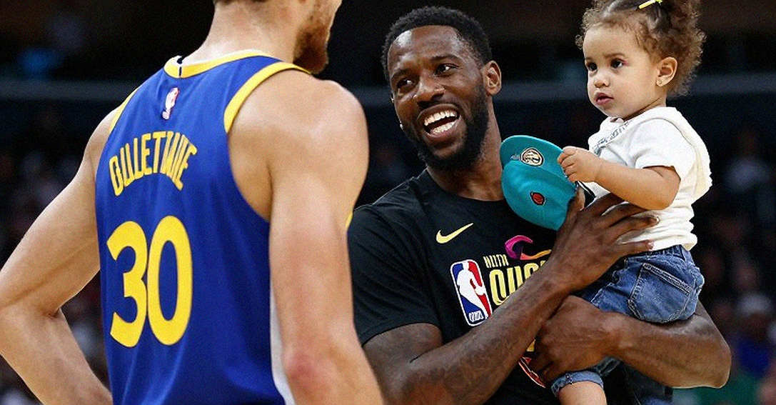 Cầu thủ EuroLeague lên tiếng đòi công khai lương: 'Không biết thị trường thì không thể đàm phán giá trị của mình' Cầu thủ EuroLeague lên tiếng đòi công khai lương: 'Không biết thị trường thì không thể đàm phán giá trị của mình'